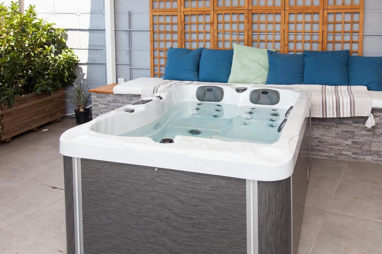 Gorgeous Penthouse With Private Jacuzzi And Amazing View! Appartement Athene Buitenkant foto
