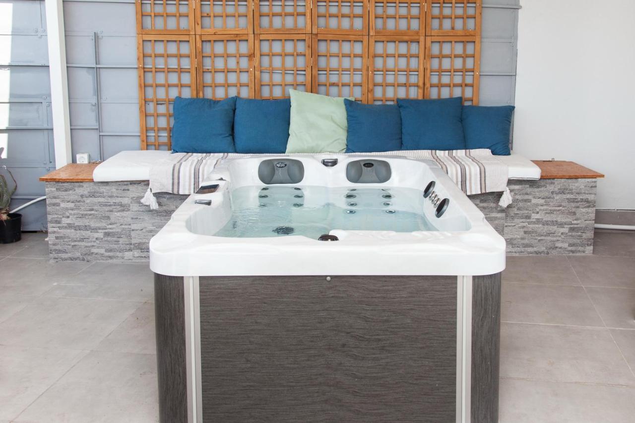 Gorgeous Penthouse With Private Jacuzzi And Amazing View! Appartement Athene Buitenkant foto